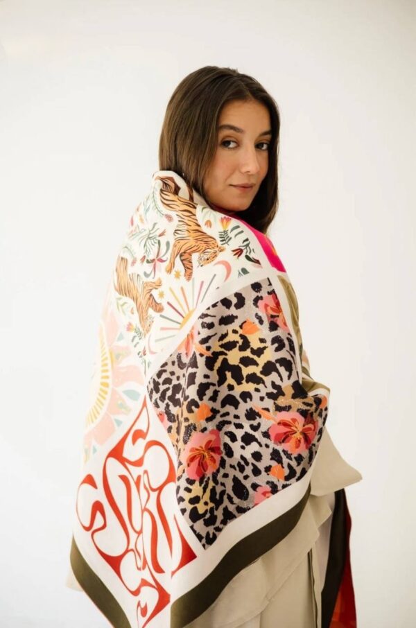 "نُقوش" Shawl Wrap