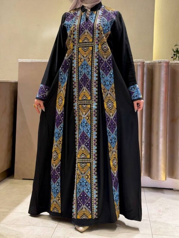 "سُلطانة" Abaya
