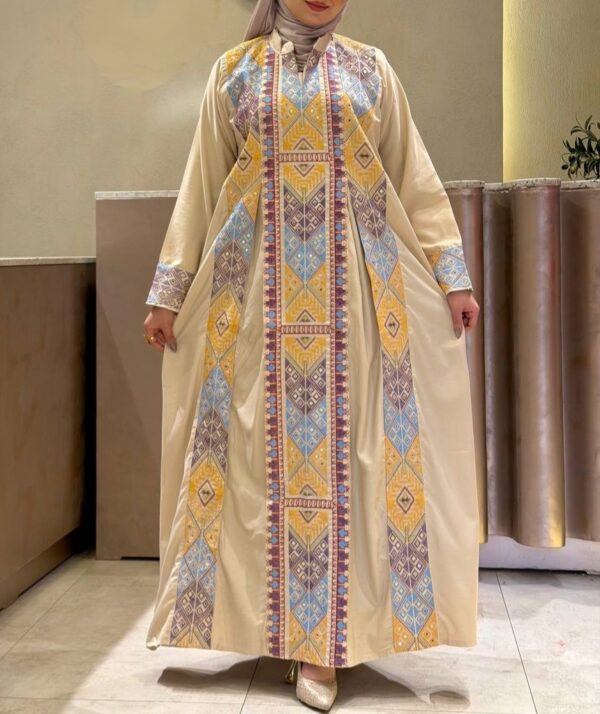 "سُلطانة" Abaya