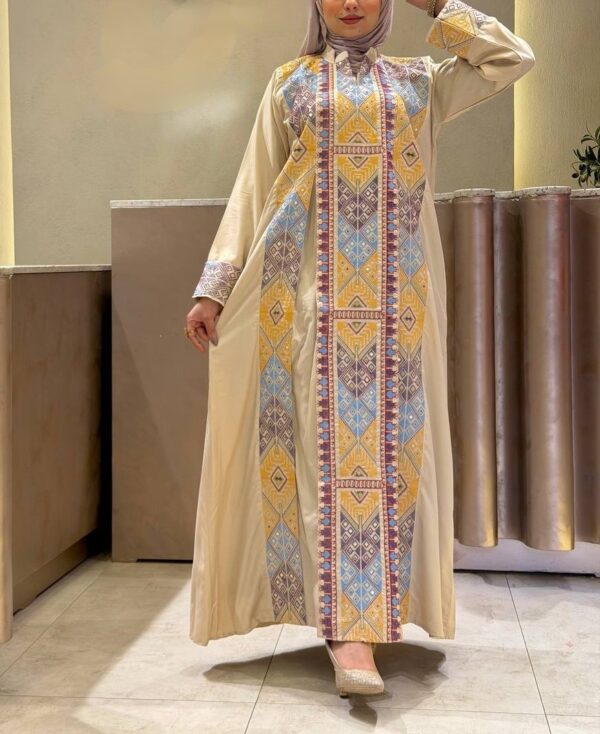"سُلطانة" Abaya