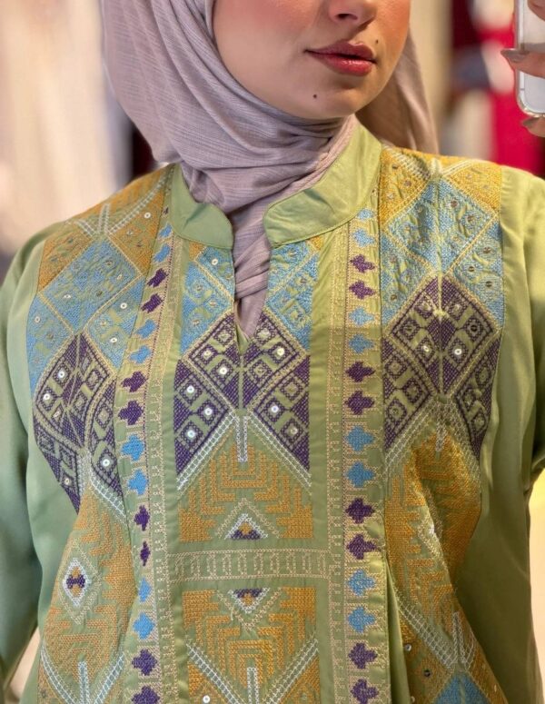 "سُلطانة" Abaya